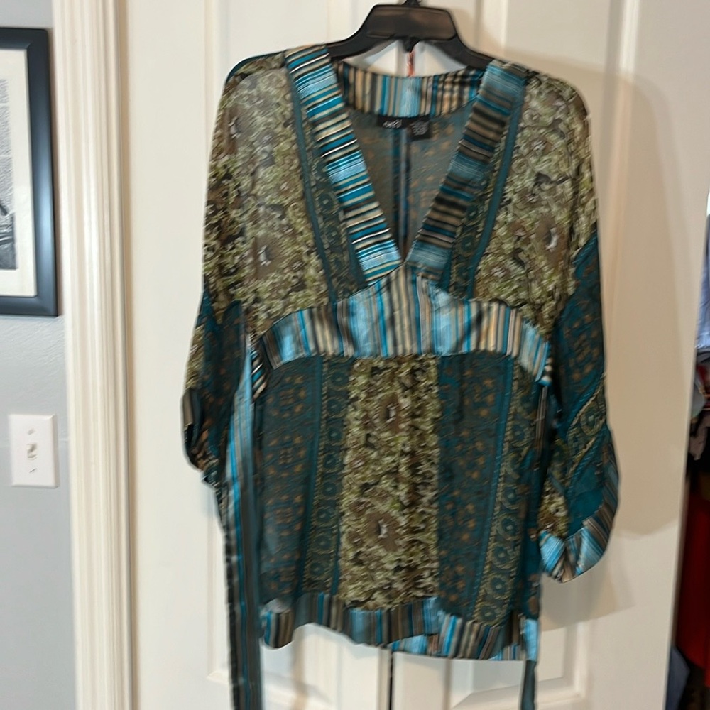 Rue21 Teal and Olive Patterned Wrap Blouse - Picture 2 of 11
